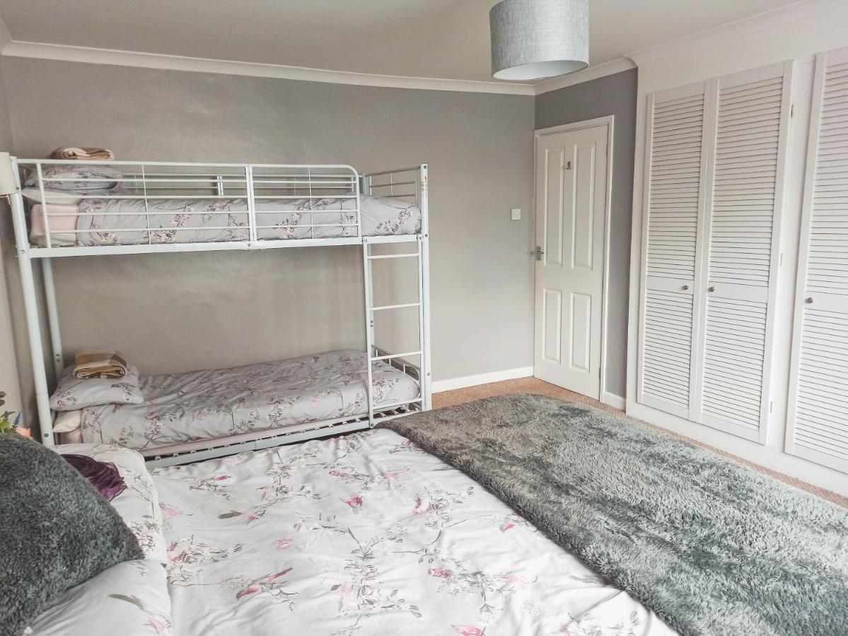Esplanade Court Apartment With Communal Seasonal Heated Pool Paignton Exterior foto