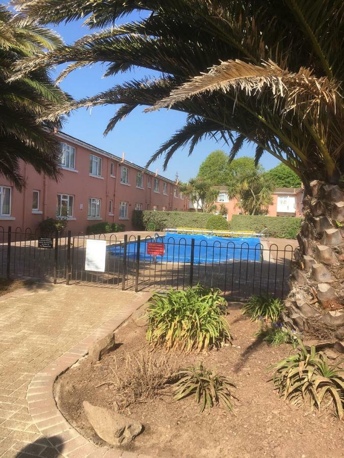 Esplanade Court Apartment With Communal Seasonal Heated Pool Paignton Exterior foto